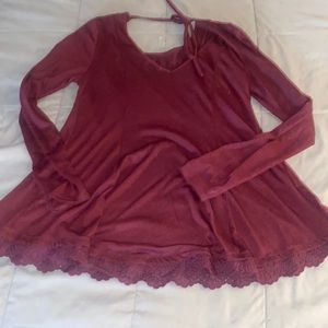 Women’s dress shirt size small